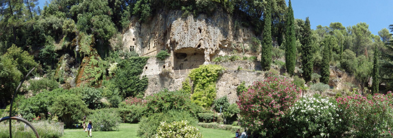 Grottes et jardins de Villecroze