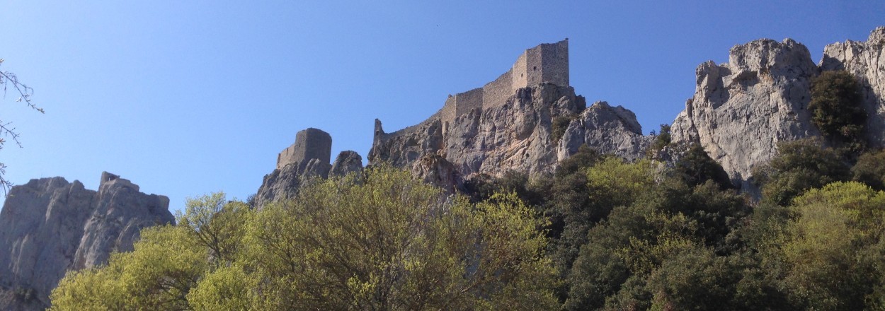Château cathare de Peyrepertuse - Village de Duilhac