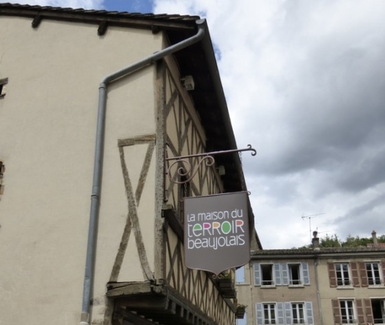 Façade de la maison du terroir © Médiéval AFDP