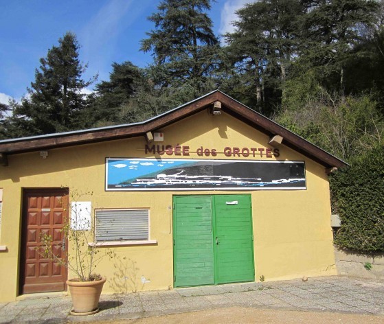 Musée des grottes d'Azé © Médiéval AFDP